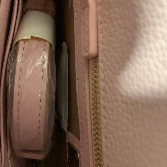 MCM crossbody - Picture 4 of 4